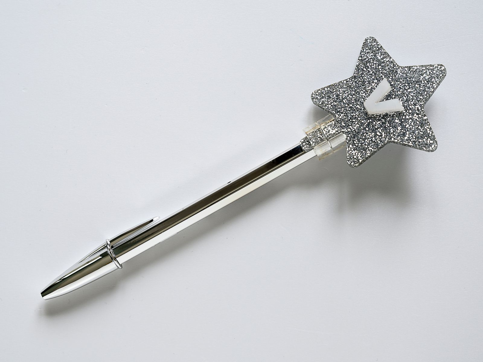 Bolígrafo personalizado clap!®  Letra V