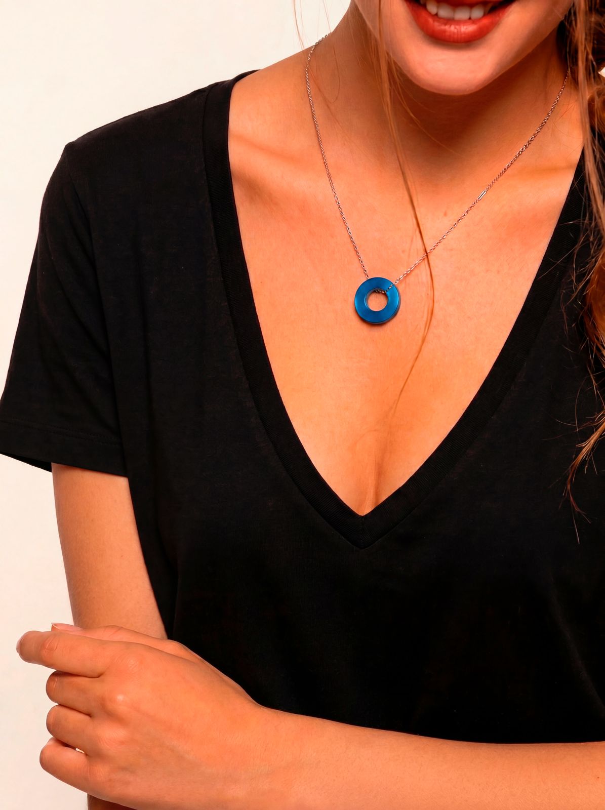COLLAR COLOR PLATA MAS 7 CIRCULOS VACIO CLAP!®