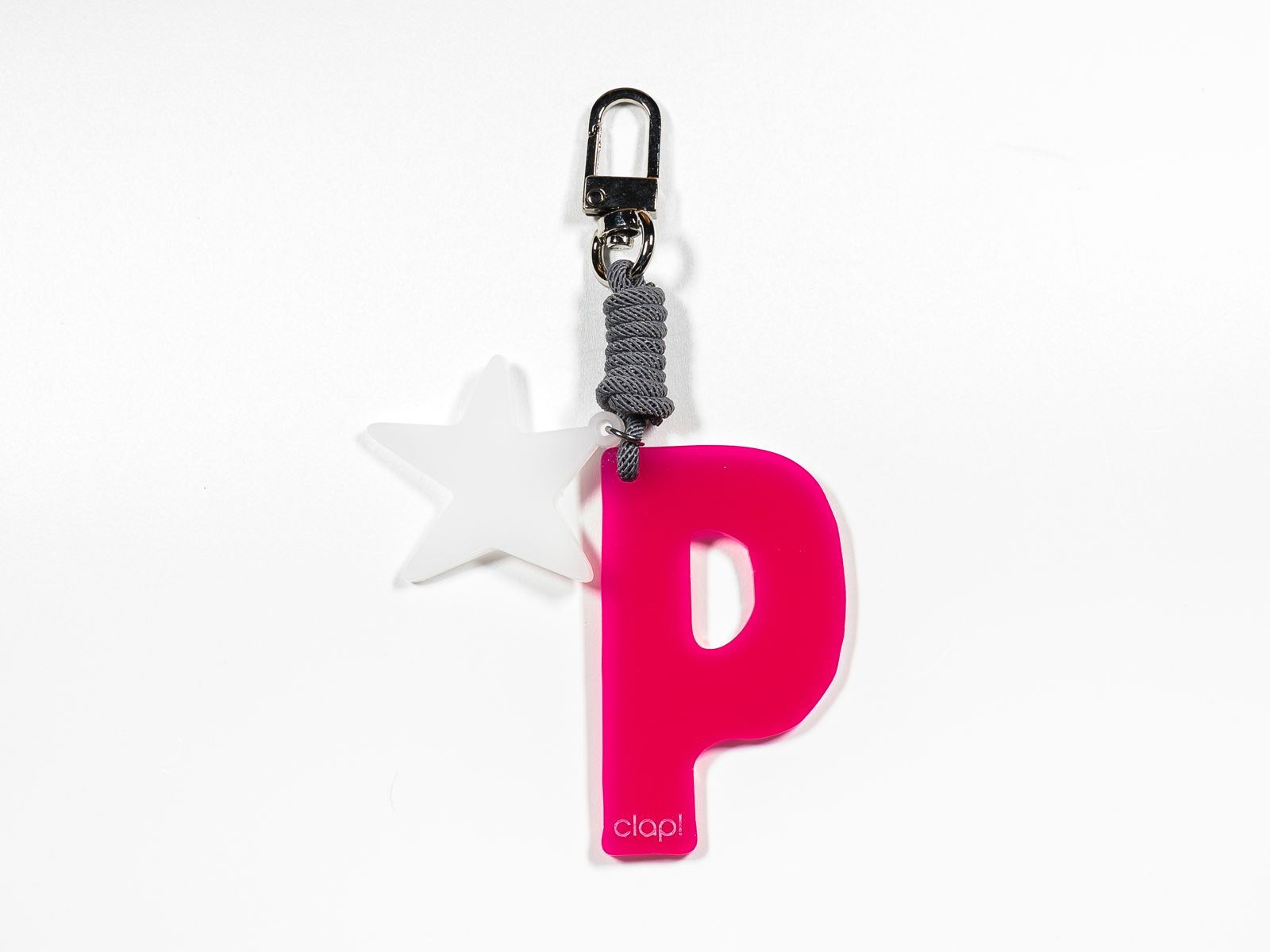 Charm clap!®  Letra P