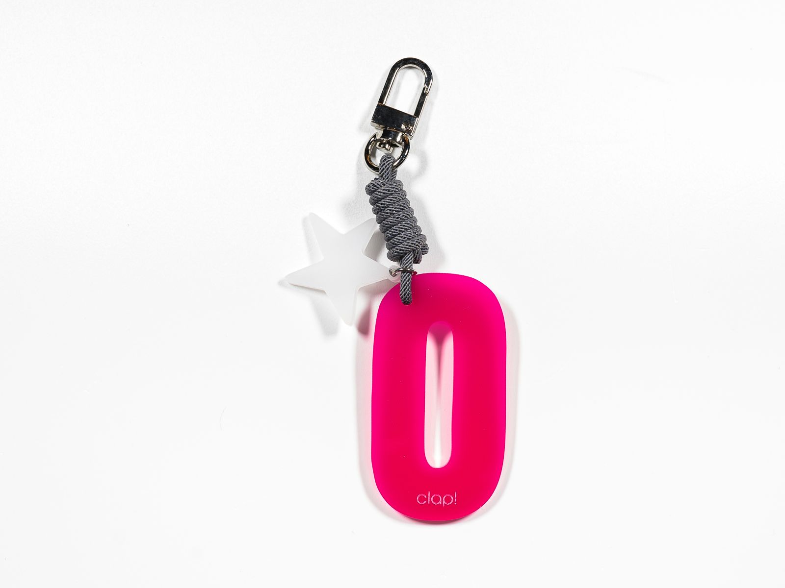 Charm clap!®  Letra O