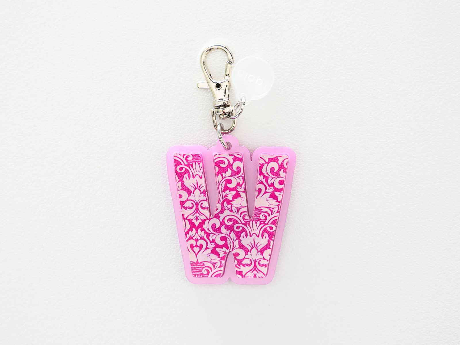 Mini Charm clap!®  Letra W