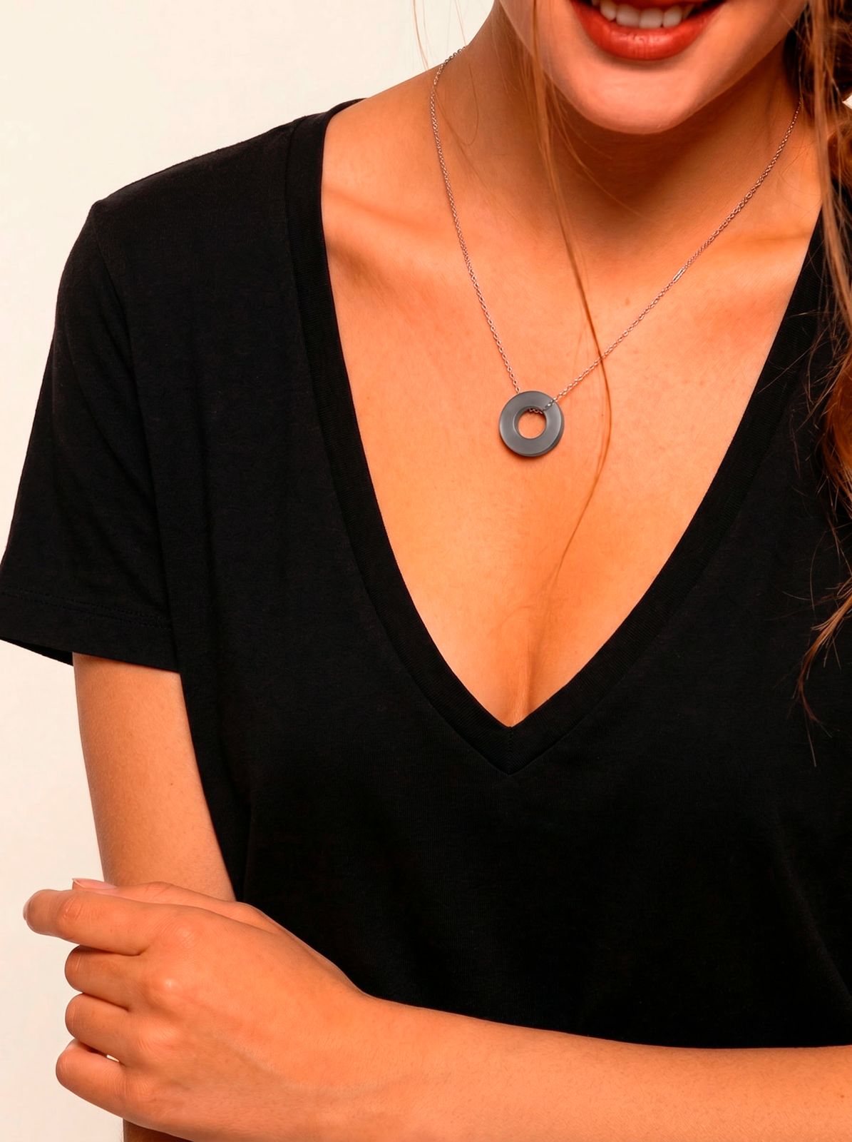 COLLAR COLOR PLATA MAS 7 CIRCULOS VACIO CLAP!®
